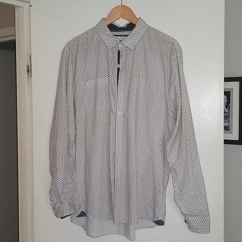 Long sleeve casual button down